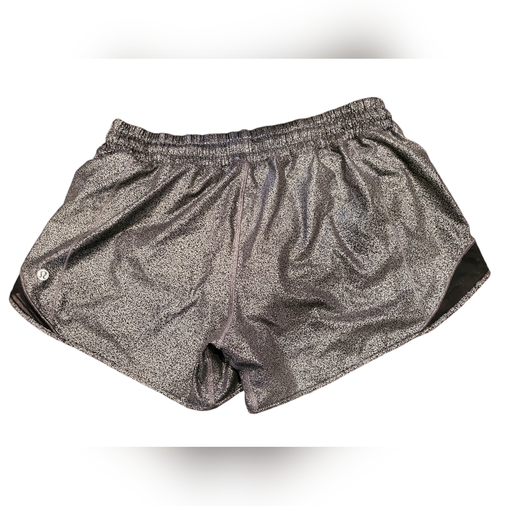 Lululemon Silver Metallic Hotty Hot Shorts II -   4 inch  - Size 10 - Picture 3 of 12